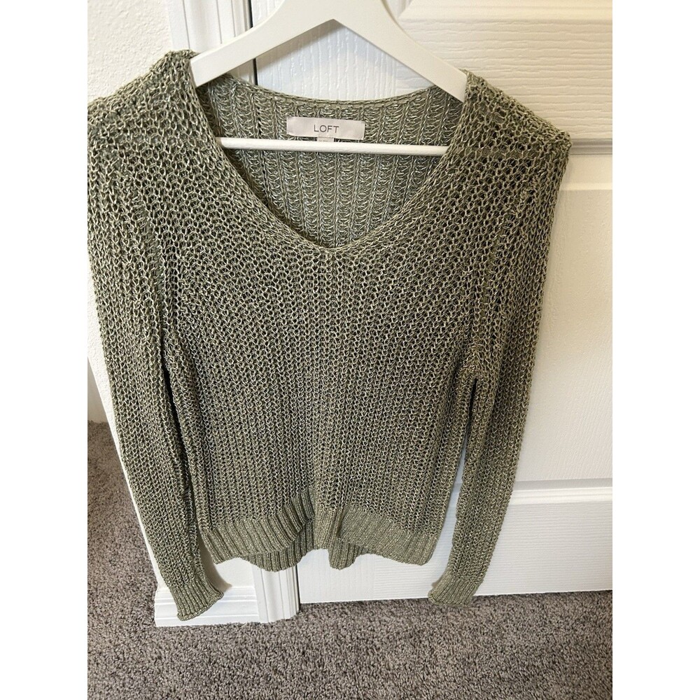 Ann Taylor LOFT Green Shimmer V Neck Open Knit Sweater Pullover Medium M Cozy